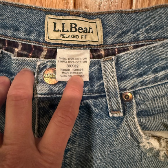 VTG L.L. Bean Distressed Stained Faded Patched Worn Thrash Flannel lined Jeans - Picture 5 of 10